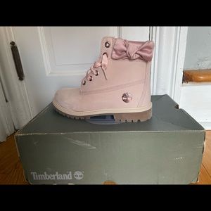 Pink juniors timberland boots